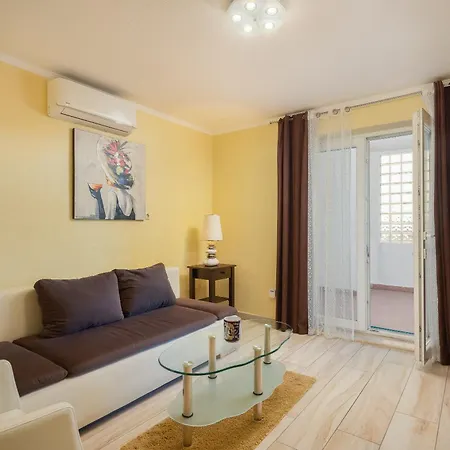 Perla - 2 Min To The & Free Parking Apartamento *