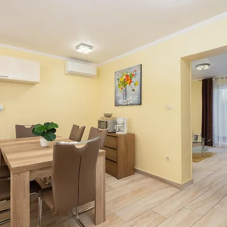 Apartamento Perla - 2 Min To The & Free Parking *