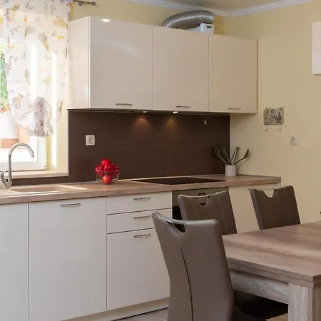 Apartamento Perla - 2 Min To The & Free Parking *